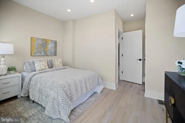 $4,900 | 1640 4th Street Northwest, Unit 2, Washington, DC 20001