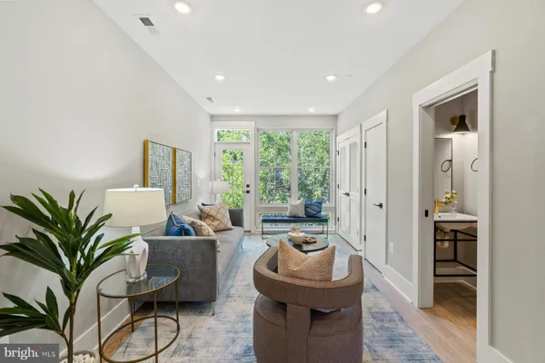 $4,900 | 1640 4th Street Northwest, Unit 2, Washington, DC 20001