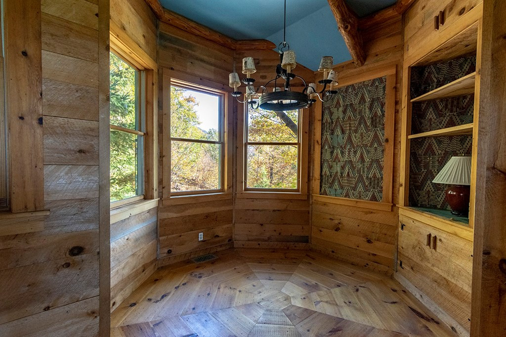 211 Beede Road Keene, NY 12942 - Photo 4 of 14 Gallery Image 4