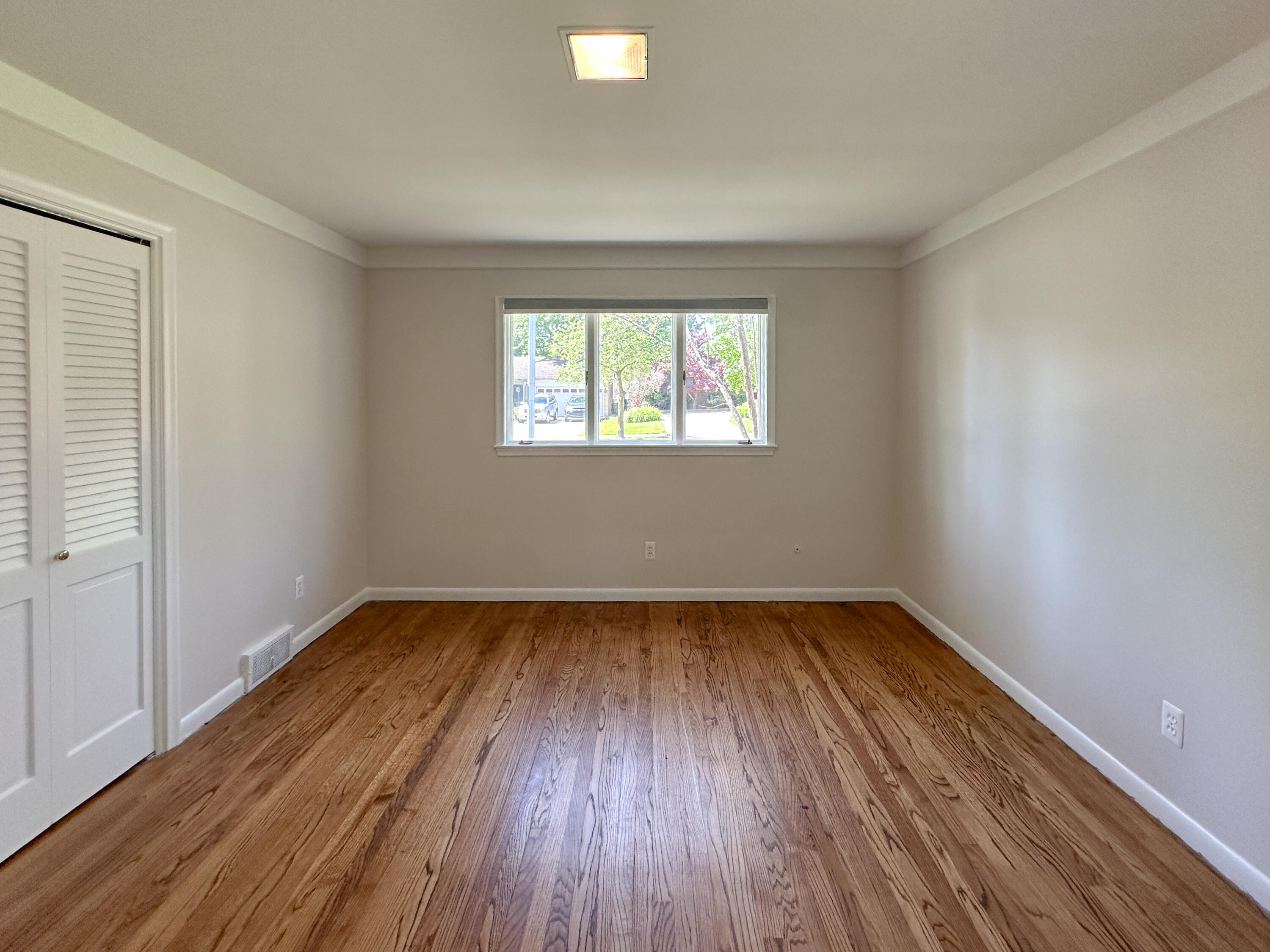 21203 River Road Grosse Pointe, MI 48236 - Photo 23 of 35 IMG_0555