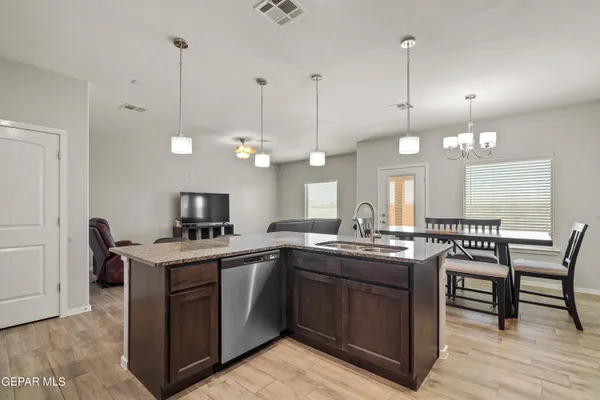 $280,000 | 13070 Grantham Lane, El Paso, TX 79928