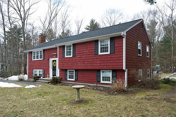 101 Old Farm Road Hanover, MA 02339 - Photo 3 of 21 Gallery Image 3