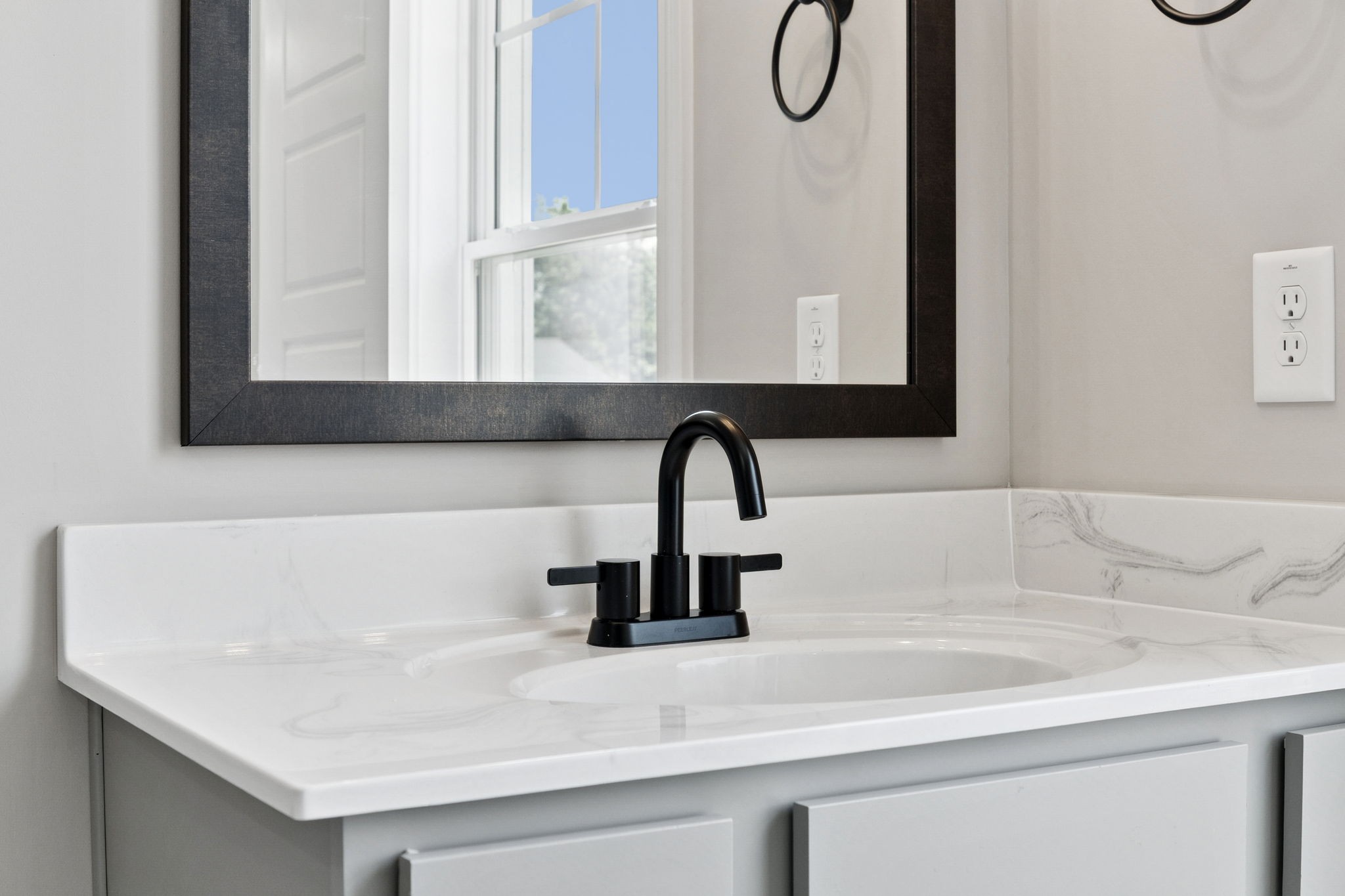1304 Racker Drive Clarksville, TN 37043 - Photo 20 of 35 a bathroom with a sink and a bathtub