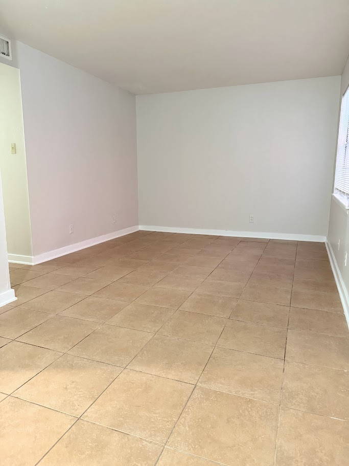 307 East 31st Street, Unit 106 Austin, TX 78705 - Photo 2 of 12 a view of an empty room