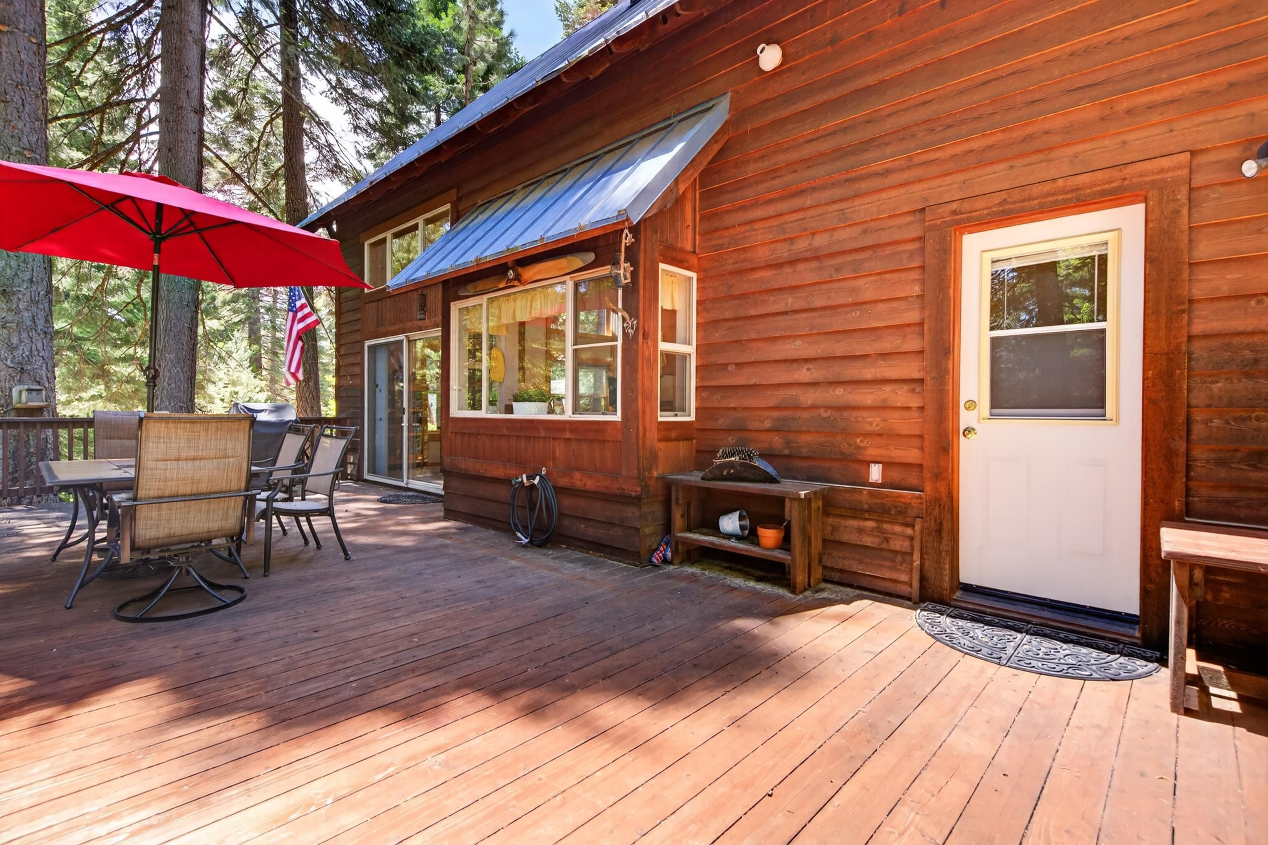 808 Lake Ridge Road, Unit 2 Lake Almanor, CA 96137 - Photo 22 of 50