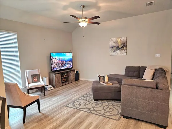$299,900 | 3117 Zabel Drive, Lorena, TX 76655