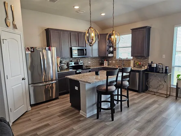 $299,900 | 3117 Zabel Drive, Lorena, TX 76655