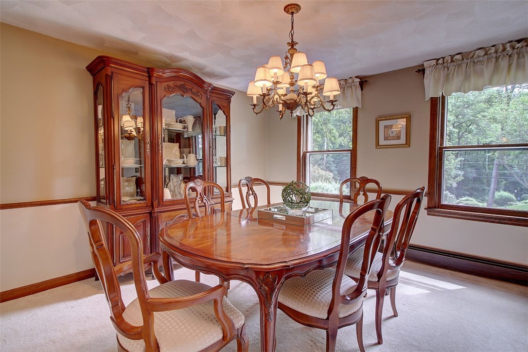 70 Hillside Road Cumberland, RI 02864 - Photo 11 of 40