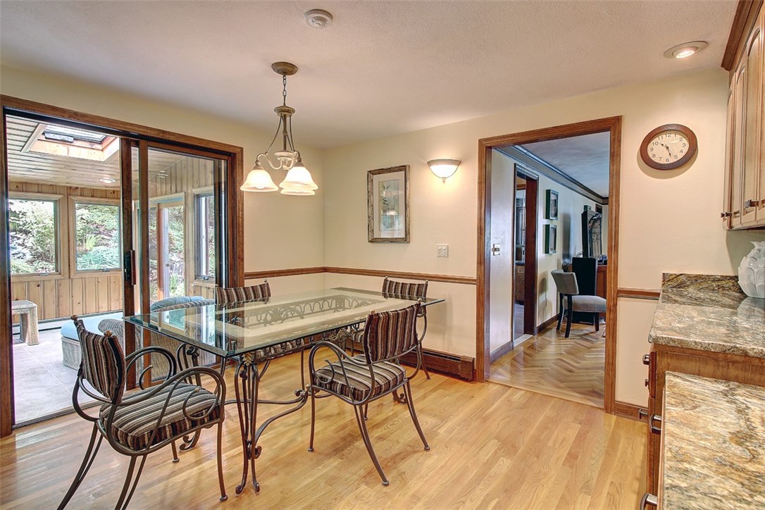 70 Hillside Road Cumberland, RI 02864 - Photo 16 of 40