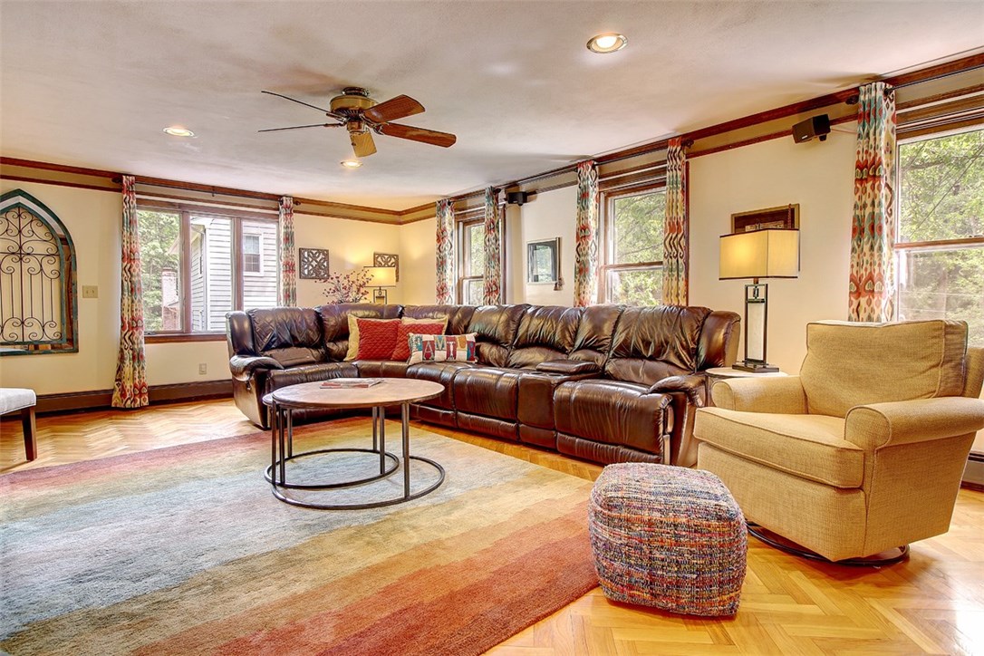 70 Hillside Road Cumberland, RI 02864 - Photo 19 of 40