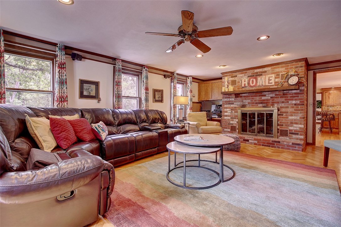 70 Hillside Road Cumberland, RI 02864 - Photo 20 of 40