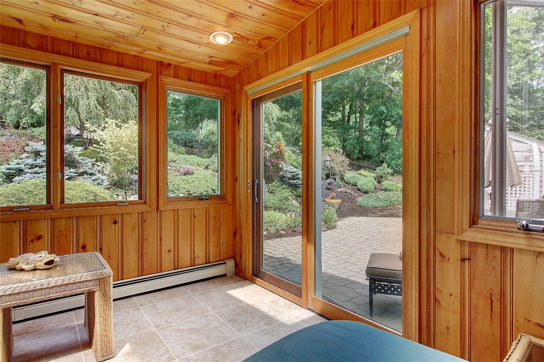 70 Hillside Road Cumberland, RI 02864 - Photo 25 of 40