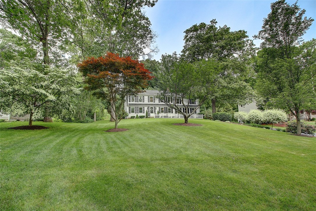 70 Hillside Road Cumberland, RI 02864 - Photo 3 of 40