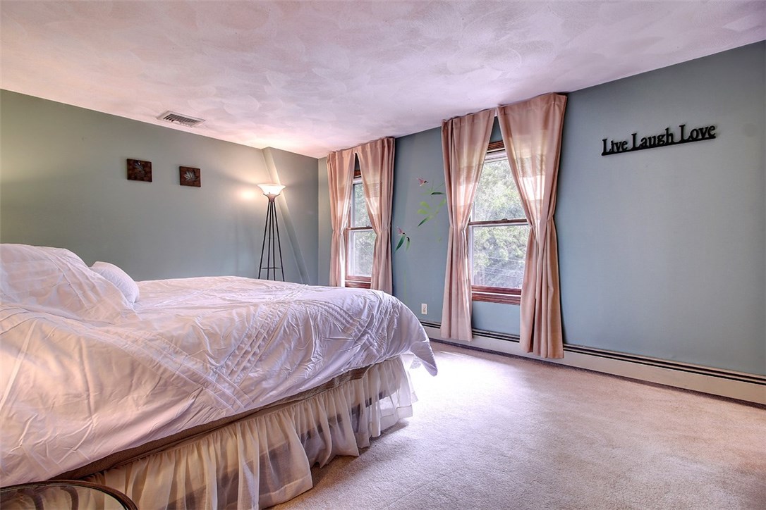 70 Hillside Road Cumberland, RI 02864 - Photo 33 of 40