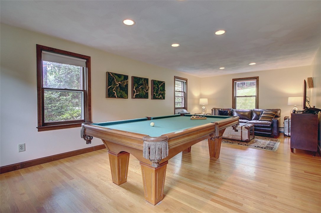 70 Hillside Road Cumberland, RI 02864 - Photo 8 of 40