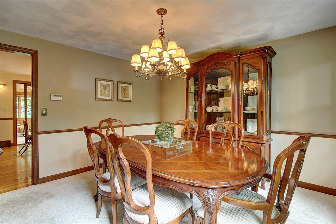 70 Hillside Road Cumberland, RI 02864 - Photo 10 of 40