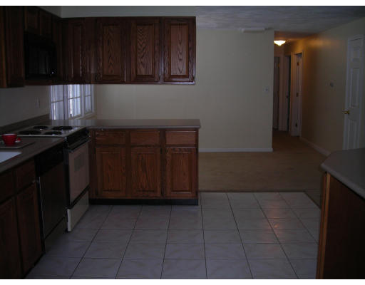 16 James Road Ipswich, MA 01938 - Photo 3 of 8 Gallery Image 3
