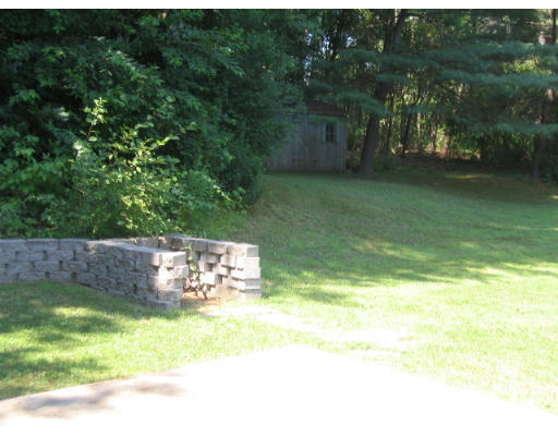 16 James Road Ipswich, MA 01938 - Photo 7 of 8 Gallery Image 7