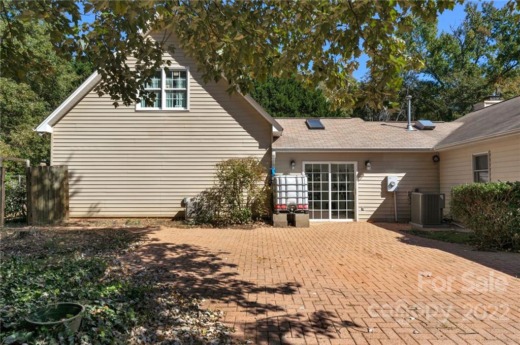 1414 Lighthouse Avenue Fort Mill, SC 29708 - Photo 40 of 47 a front view of a house with a yard and garage