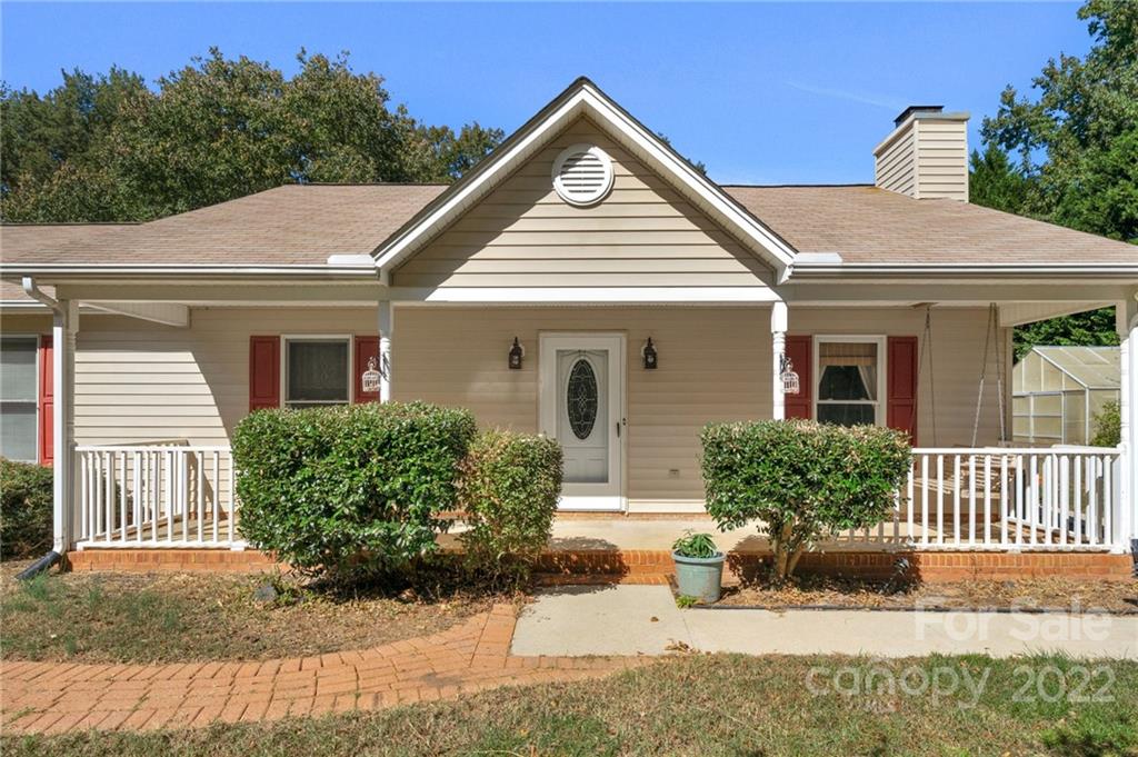 1414 Lighthouse Avenue Fort Mill, SC 29708 - Photo 5 of 47 a view of a house with a yard and plants