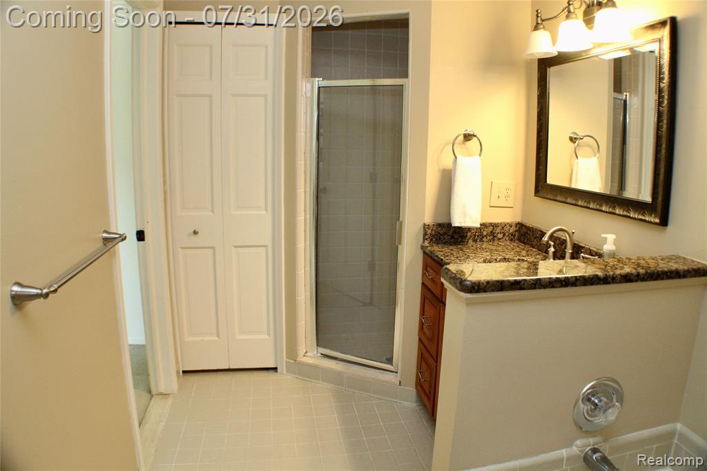 362 Lake Forest Road Rochester Hills, MI 48309 - Photo 30 of 50