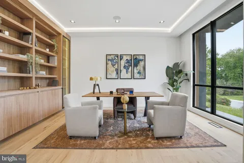 $5,695,888 | 6519 Brawner Street, McLean, VA 22101
