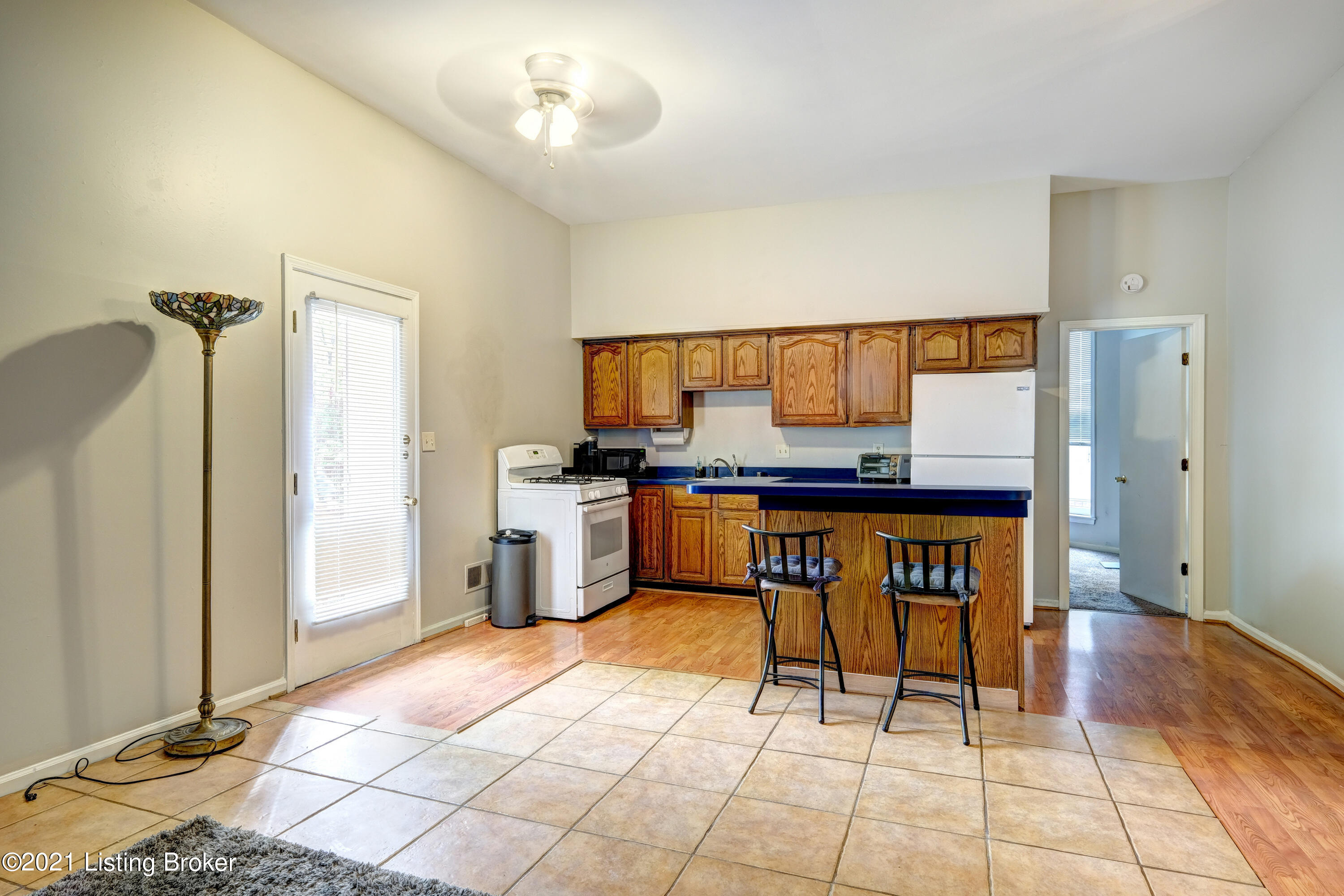 1310 Cherokee Road, Unit B3 Louisville, KY 40204 - Photo 18 of 33 1 Cherokee #8