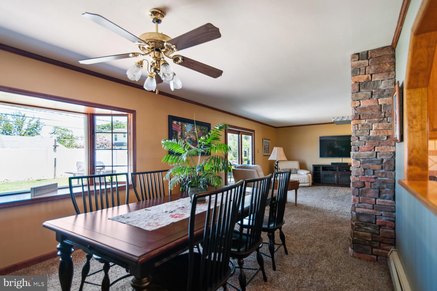 36 Falcon Road Levittown, PA 19056 - Photo 9 of 27