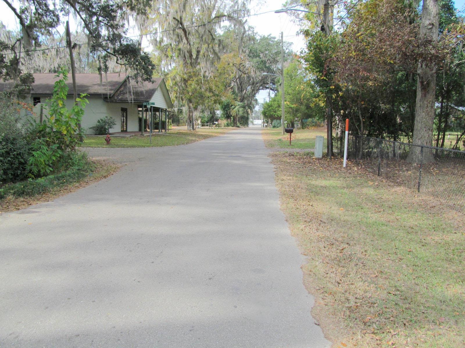 490 East Palmer Mill Road Monticello, FL 32344 - Photo 2 of 24