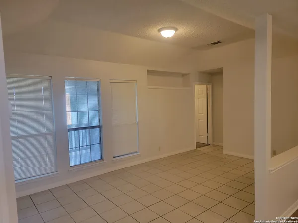 $2,300 | 1406 Lightstone Drive, San Antonio, TX 78258