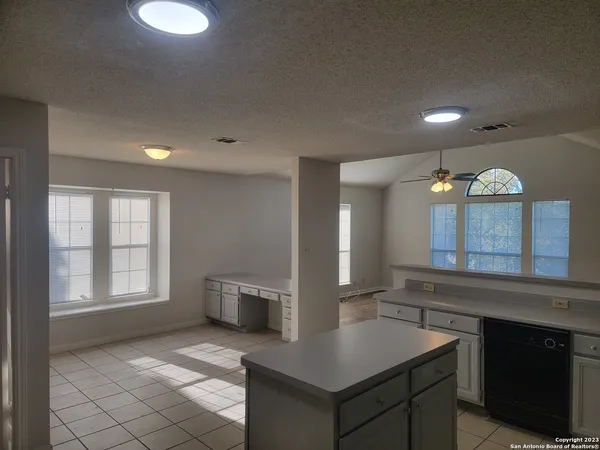 $2,300 | 1406 Lightstone Drive, San Antonio, TX 78258