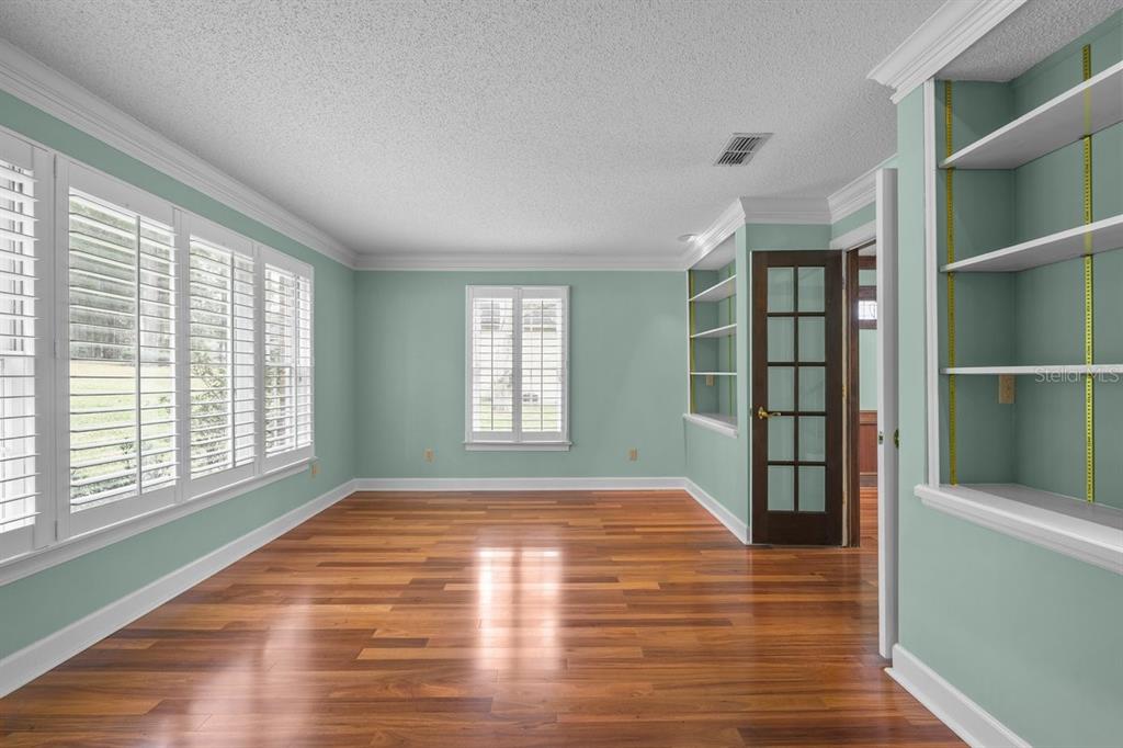 2545 Crooked Creek Point Road Middleburg, FL 32068 - Photo 12 of 54 a view of an empty room with a window