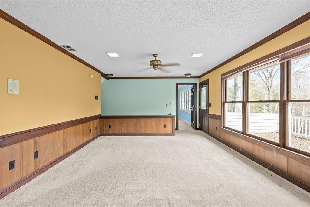 2545 Crooked Creek Point Road Middleburg, FL 32068 - Photo 38 of 54 a view of an empty room with a window