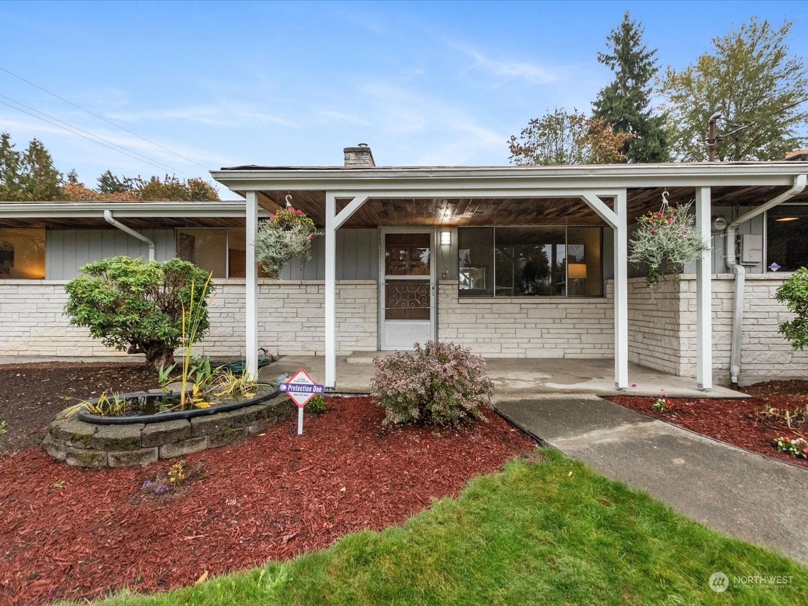 11451 Southeast 180th Place Renton, WA 98055 - Photo 2 of 40 Gallery Image 2
