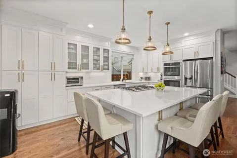 $1,750,000 | 1308 269th Court Southeast, Sammamish, WA 98075