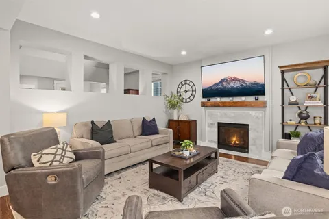 $1,750,000 | 1308 269th Court Southeast, Sammamish, WA 98075