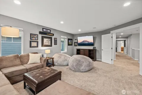 $1,750,000 | 1308 269th Court Southeast, Sammamish, WA 98075