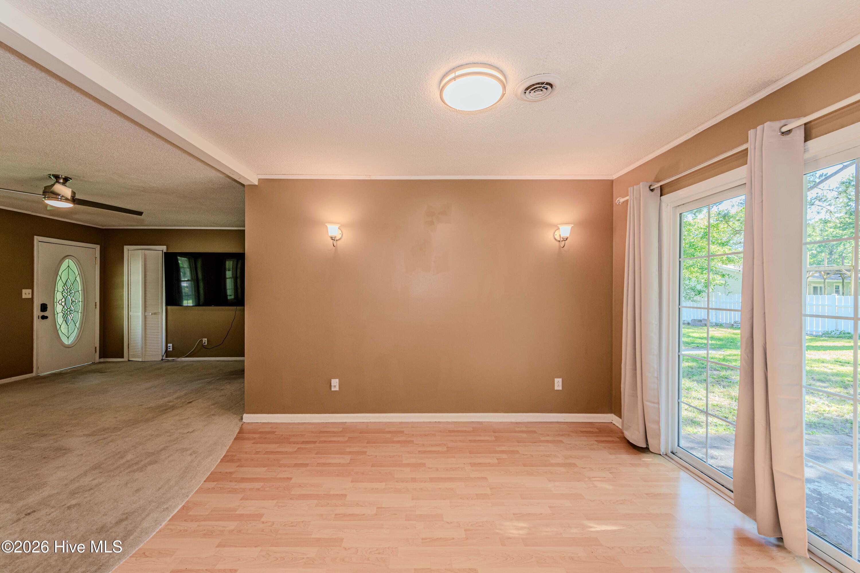 800 Mill River Road Jacksonville, NC 28540 - Photo 16 of 60 Dining area