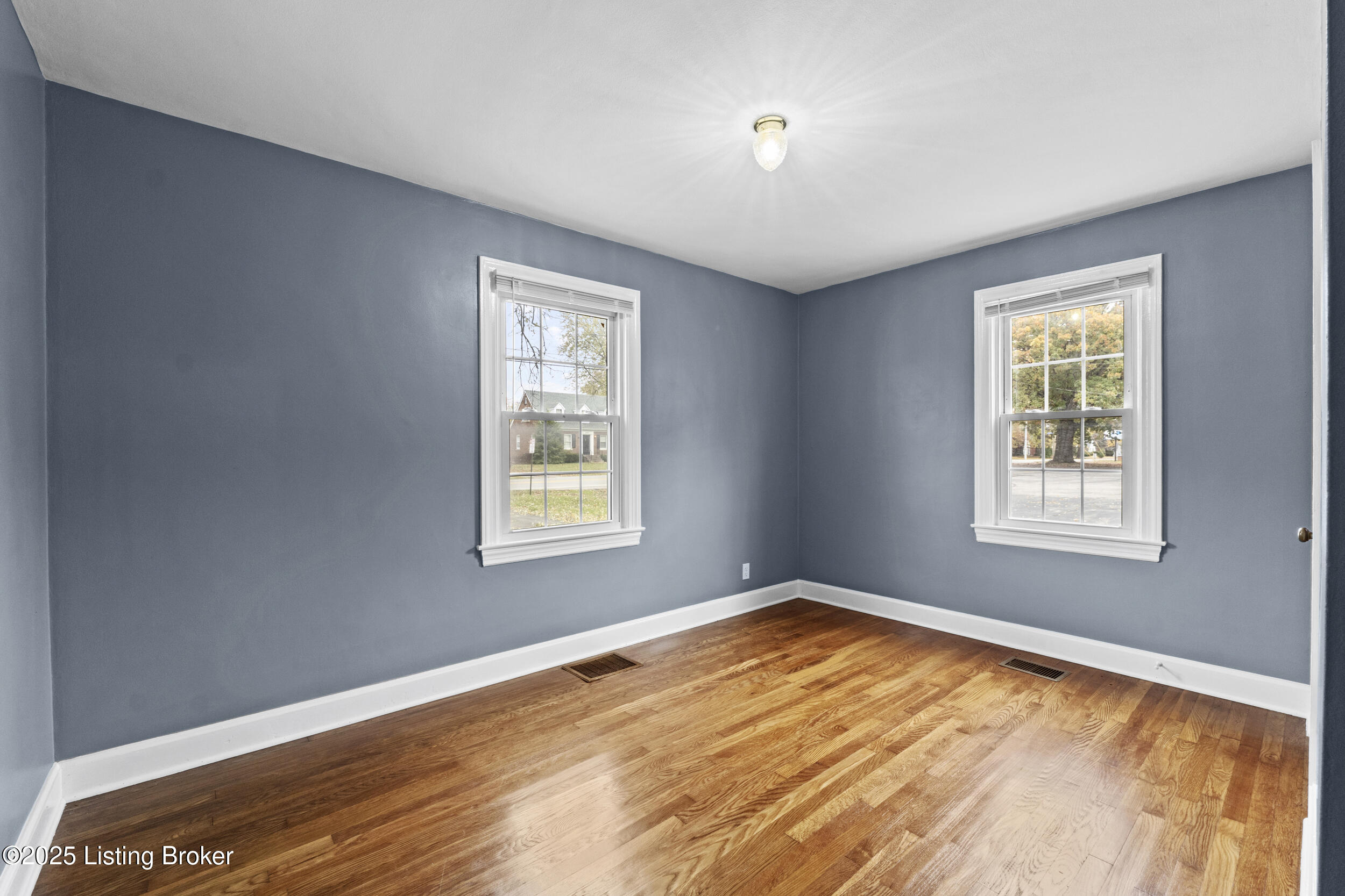 2906 Ralph Avenue Louisville, KY 40216 - Photo 15 of 32 dsc08676