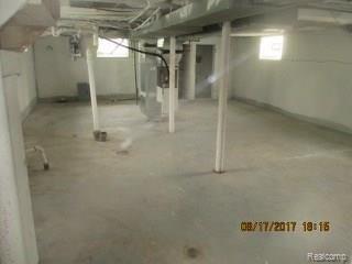 5568 Alter Road Detroit, MI 48224 - Photo 6 of 15 IMG_8430.jpg