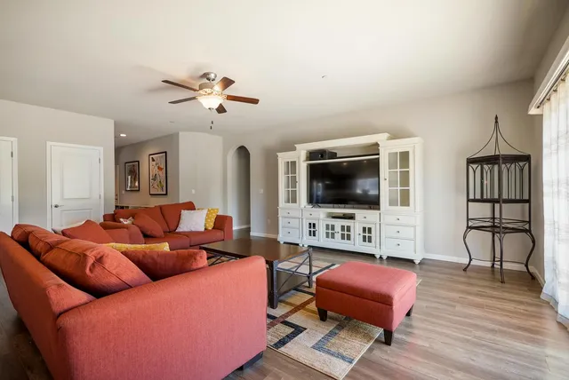 $669,000 | 400 Canterbury Court, Ione, CA 95640