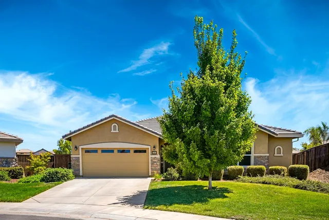 $669,000 | 400 Canterbury Court, Ione, CA 95640