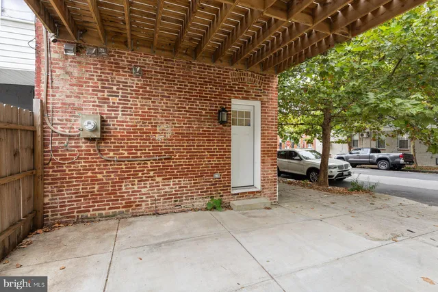 $2,300 | 543 North Kenwood Avenue, Baltimore, MD 21205