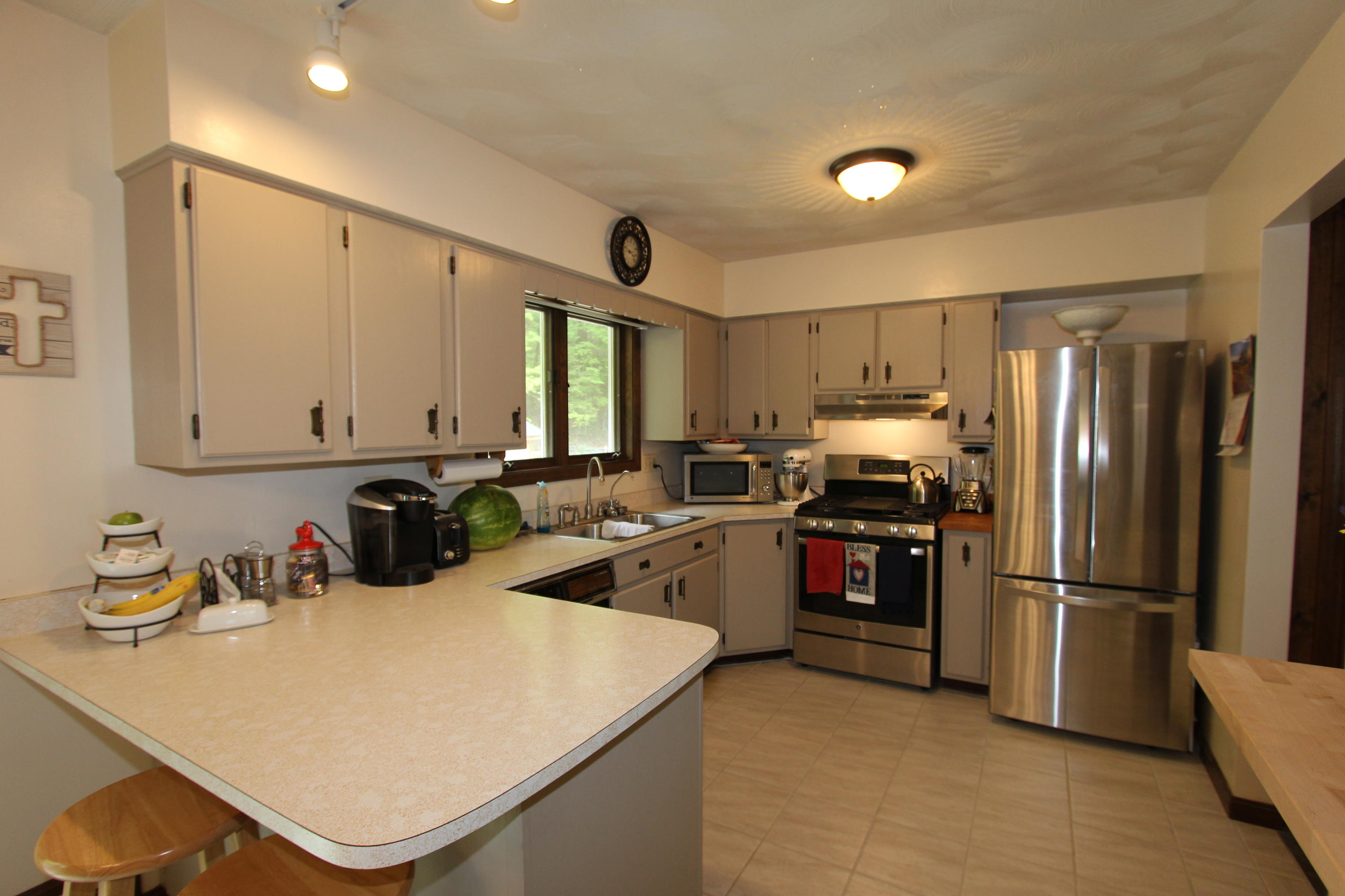238 Litchfield Road Wales, ME 04280 - Photo 3 of 17 IMG_4719
