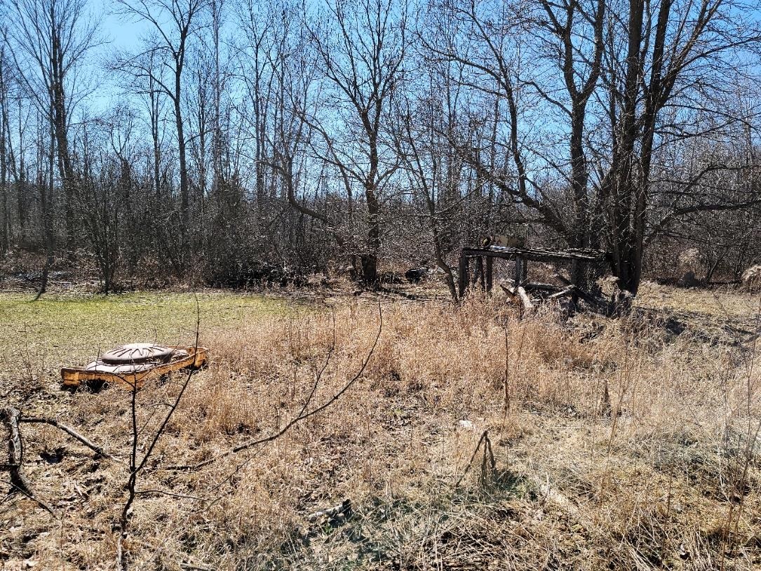 11352 South Coolidge Road Farwell, MI 48622 - Photo 4 of 11 1897533-3.JPG