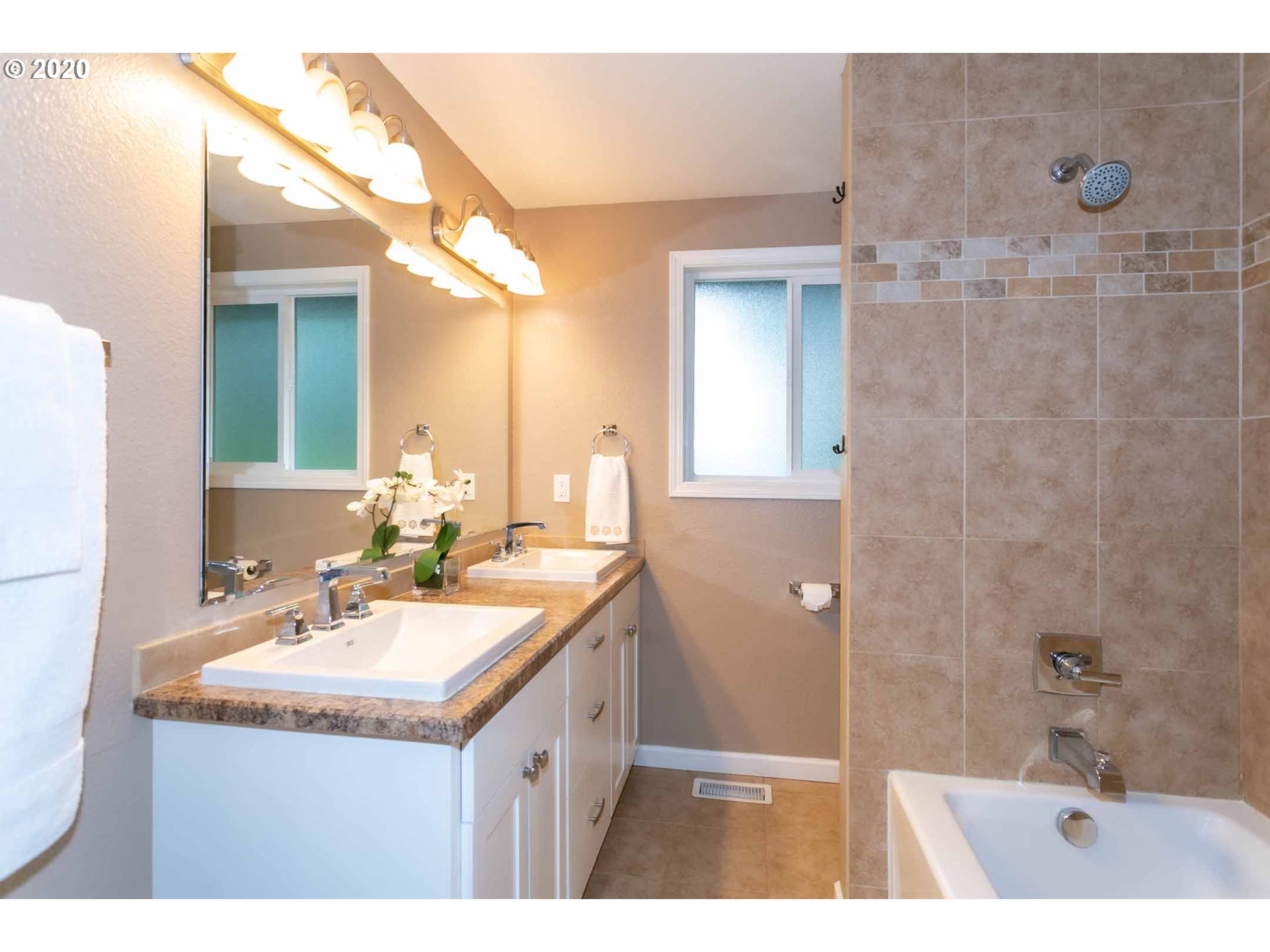 19200 Leland Road Oregon City, OR 97045 - Photo 21 of 31 Gallery Image 21