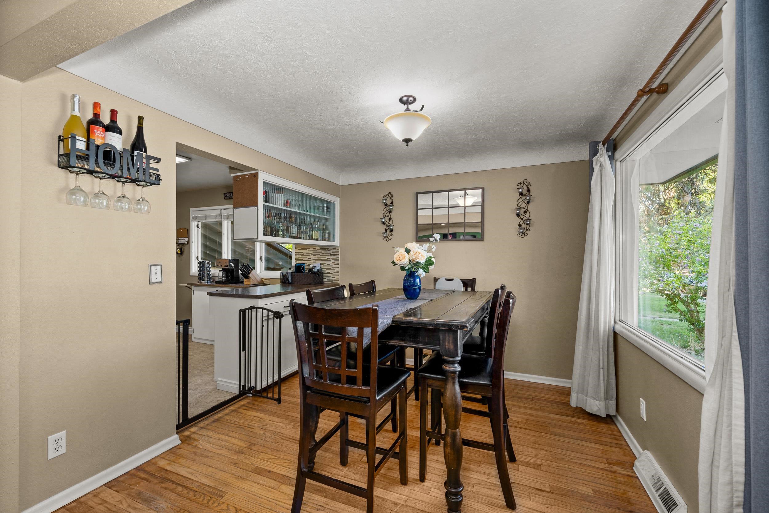 5327 North Walnut Street Spokane, WA 99205 - Photo 8 of 34