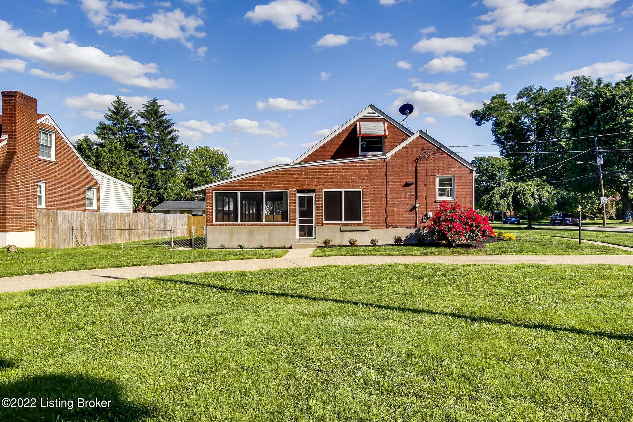 3001 Bobolink Road Louisville, KY 40217 - Photo 41 of 42 3001_BobolinkRd_40217_102