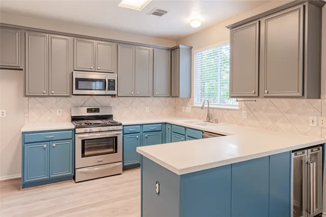 $3,000 | 119 South Merryweather Circle, The Woodlands, TX 77384