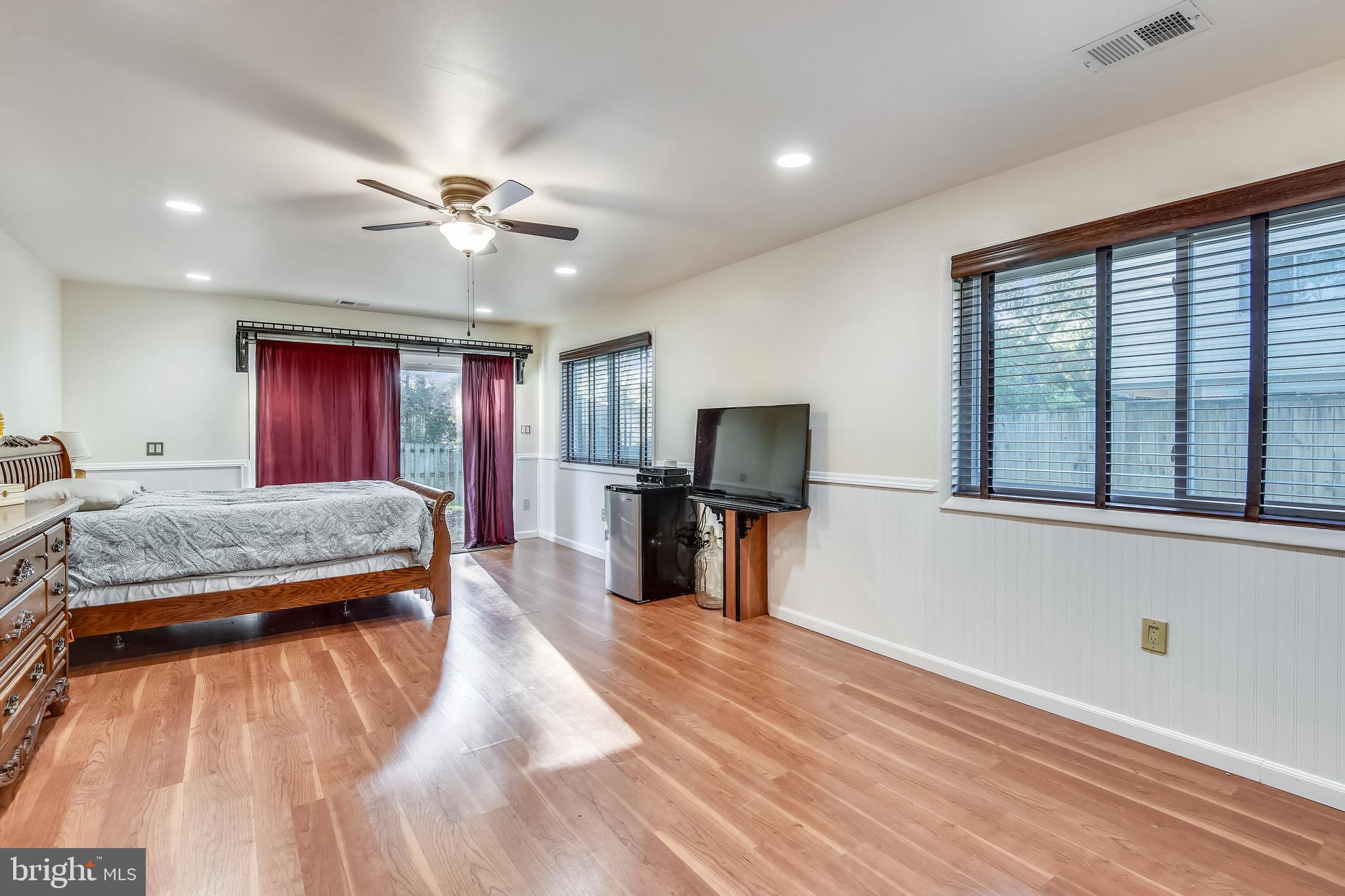 130 South Fox Road Sterling, VA 20164 - Photo 22 of 52 Gallery Image 22